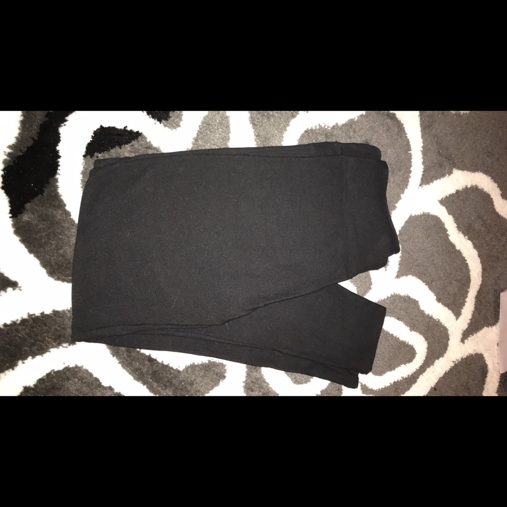 Black Lularoe leggings